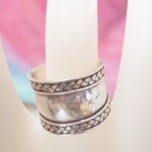 925  Sterling Silver BA Suarti Bali Woven Trim Polished Bali Band Ring